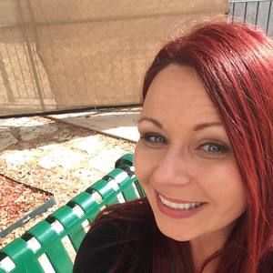 Meet your Posher, Carrie